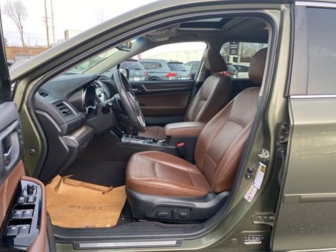 Used 2017 Subaru Outback 2.5i Touring image 13
