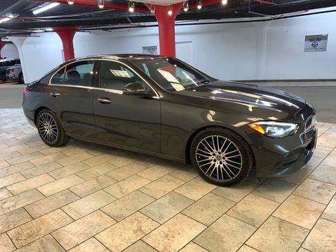 Used 2022 Mercedes-Benz C 300 4MATIC Sedan w/ Pinnacle Trim Package image 9