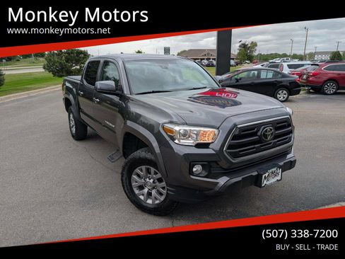 Used 2019 Toyota Tacoma SR5 image 1