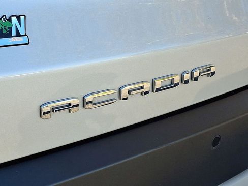 Used 2020 GMC Acadia SLT image 31