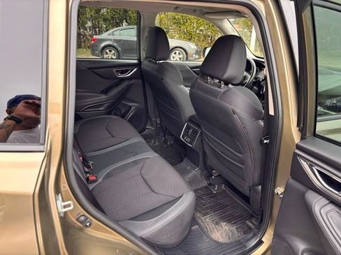 Certified 2023 Subaru Forester Premium AWD/4WD image 14