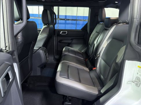 New 2026 Ford Bronco Outer Banks AWD/4WD image 30