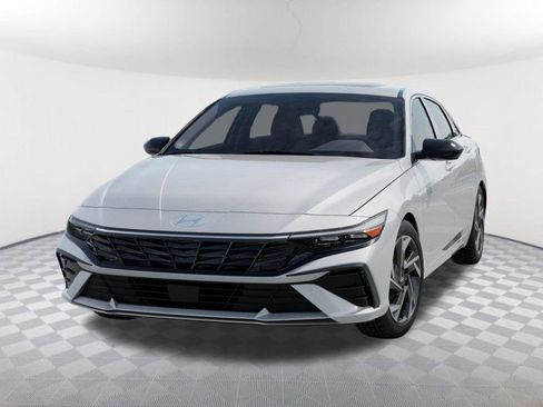 New 2026 Hyundai Elantra SEL Sport Premium FWD image 6