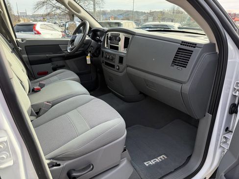 Used 2007 Dodge Ram 1500 Truck SLT image 12