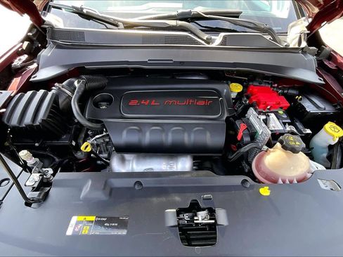 Used 2021 Jeep Compass Latitude image 30