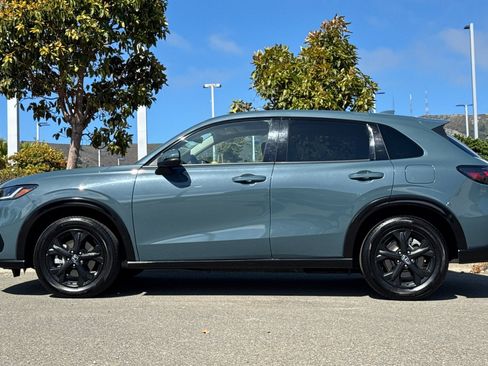 Used 2025 Honda HR-V EX-L image 2