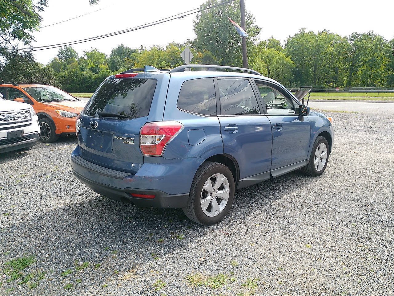 Used 2016 Subaru Forester 2.5i Premium w/ Popular Package #1 AWD/4WD image 8