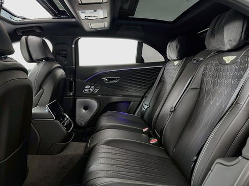Used 2021 Bentley Flying Spur W12 AWD/4WD image 7