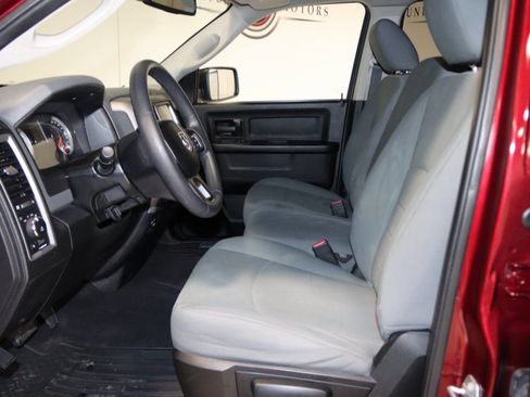 Used 2018 RAM 1500 Express image 32