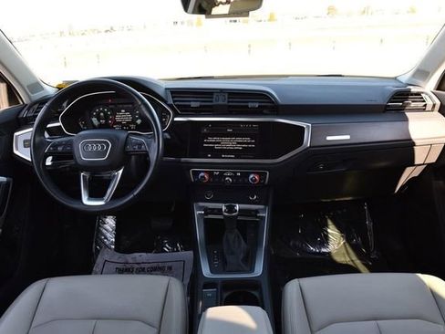 Used 2022 Audi Q3 2.0T Premium Plus w/ Premium Plus Package image 7