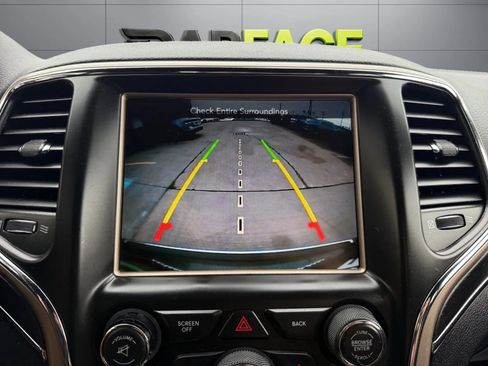 Used 2015 Jeep Grand Cherokee Limited AWD/4WD image 34