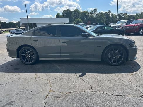 Used 2023 Dodge Charger R/T w/ Blacktop Package RWD image 5