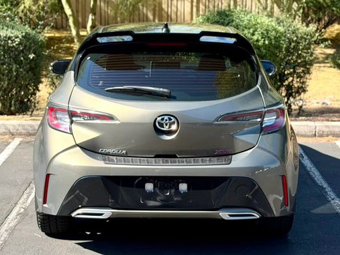 Used 2020 Toyota Corolla XSE image 7