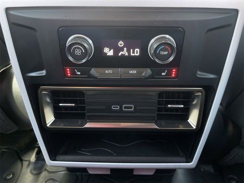 Used 2024 GMC Hummer EV 3X image 22