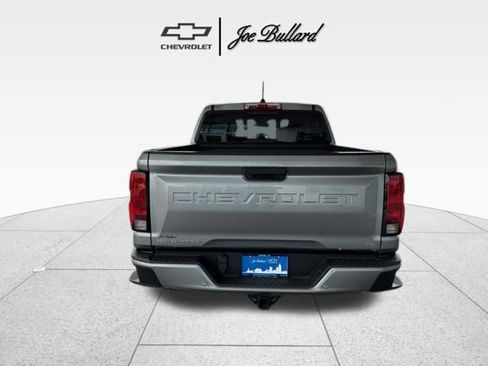 Used 2023 Chevrolet Colorado LT w/ LT Convenience Package II image 8