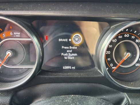 Used 2023 Jeep Wrangler Unlimited Sahara image 3