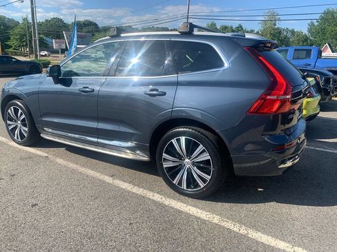 Used 2022 Volvo XC60 B5 Inscription w/ Climate Package AWD/4WD image 4