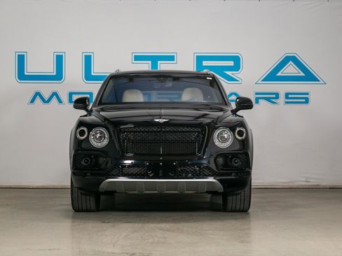 Used 2017 Bentley Bentayga image 5