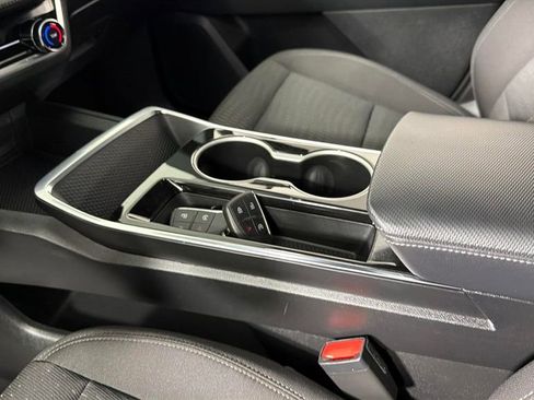 Certified 2025 Chevrolet Equinox LT w/ Safety and Technology Package FWD image 23