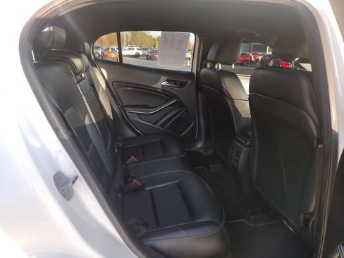 Used 2019 Mercedes-Benz GLA 250 GLA 250 image 11