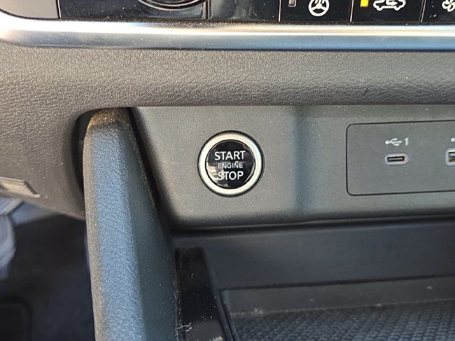 Certified 2023 Nissan Rogue SV w/ SV Premium B Package FWD image 27