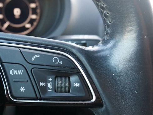 Used 2018 Audi A3 e-tron Premium Plus w/ Technology Package image 33