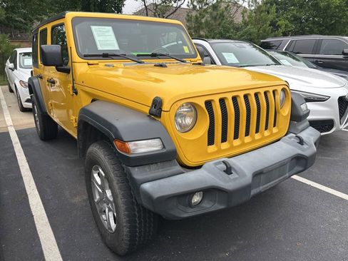 Used 2019 Jeep Wrangler Unlimited Sport S AWD/4WD image 2