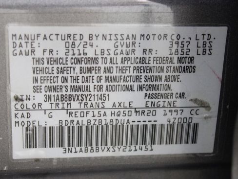 Used 2025 Nissan Sentra S FWD image 28