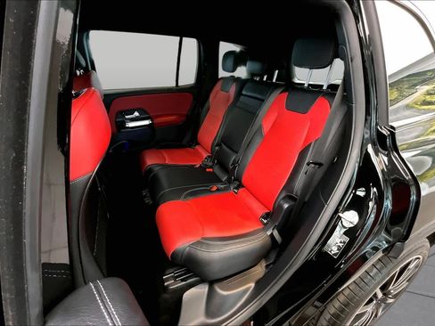 Used 2022 Mercedes-Benz GLB 250 image 20