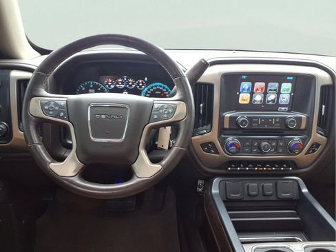 Used 2017 GMC Sierra 1500 Denali AWD/4WD image 4
