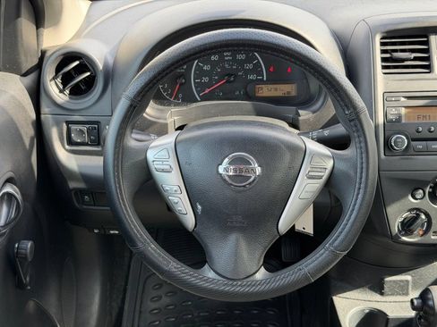 Used 2017 Nissan Versa S Plus FWD image 12