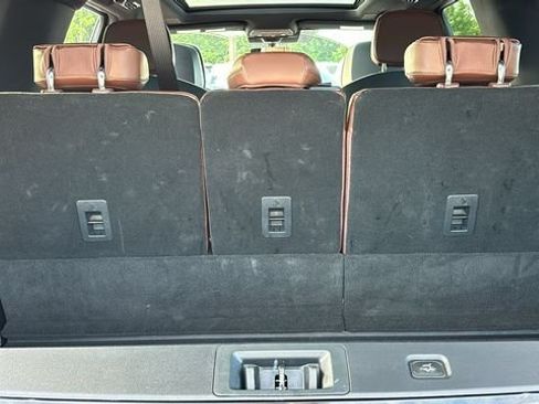 Used 2025 Lincoln Navigator Reserve AWD/4WD image 31