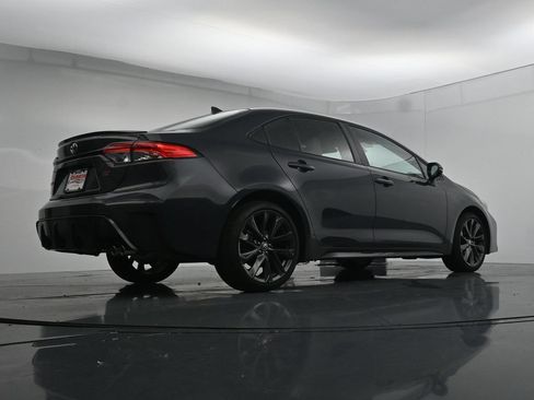 Used 2025 Toyota Corolla SE FWD image 37