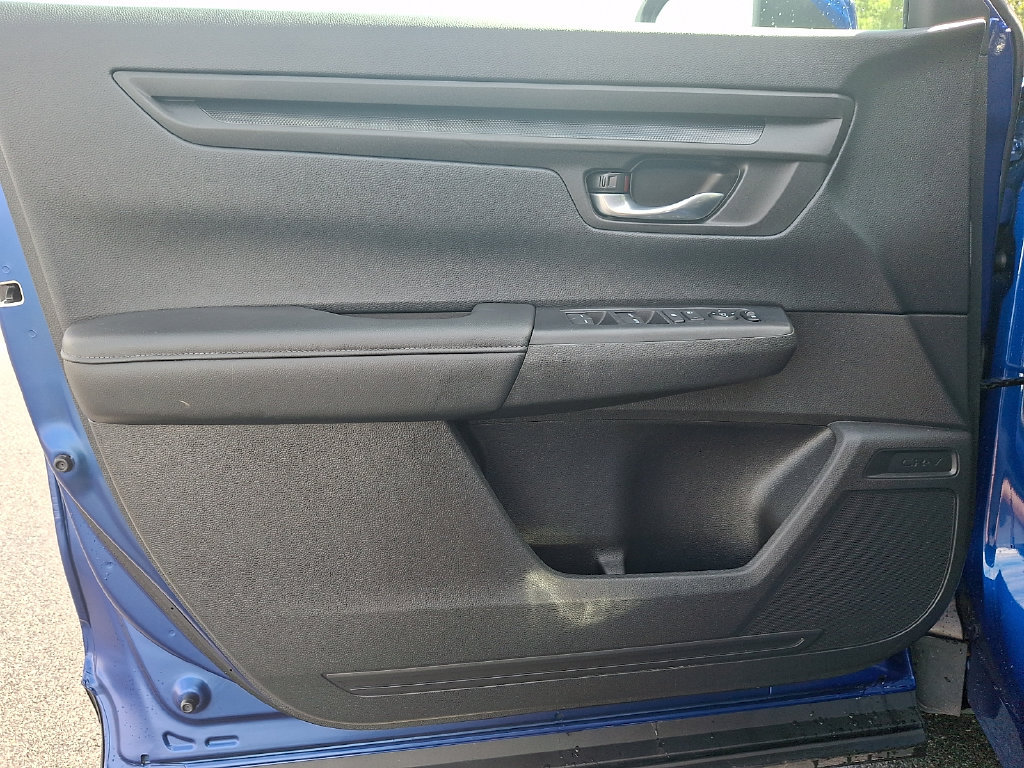 Used 2025 Honda CR-V EX image 12