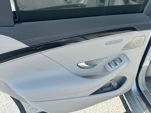 Used 2016 Mercedes-Benz S 550 4MATIC Sedan image 17