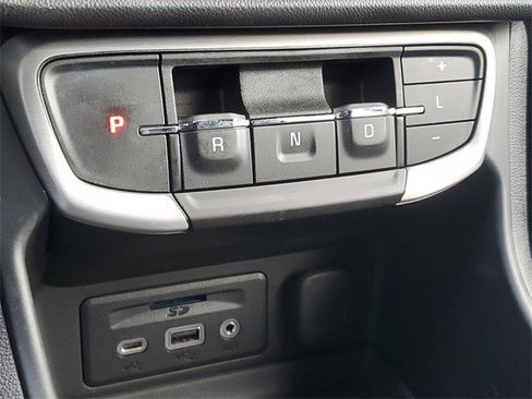 Certified 2023 GMC Terrain SLT w/ LPO, Floor Liner Package image 29