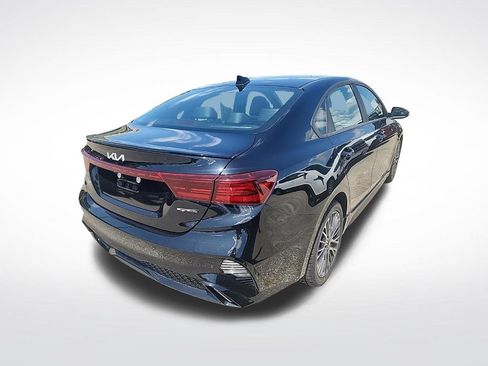 Used 2023 Kia Forte GT-Line w/ GT-Line Premium Package FWD image 8
