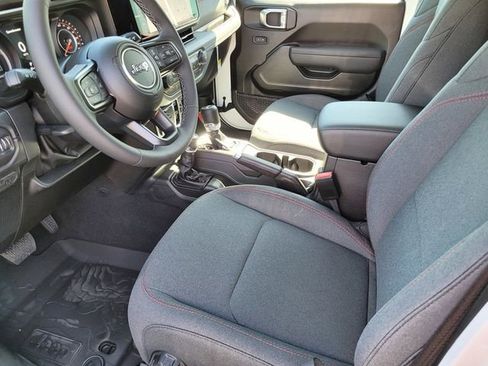 New 2026 Jeep Wrangler Unlimited Rubicon image 11