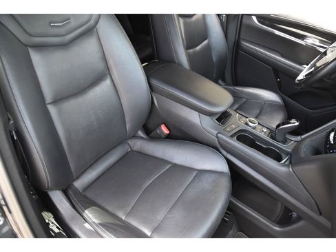 Used 2020 Cadillac XT6 Premium Luxury AWD/4WD image 30
