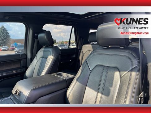 Used 2019 Ford Expedition Limited w/ Equipment Group 301A AWD/4WD image 21
