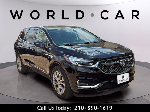 Used 2020 Buick Enclave Avenir w/ Avenir Technology Package FWD image 2
