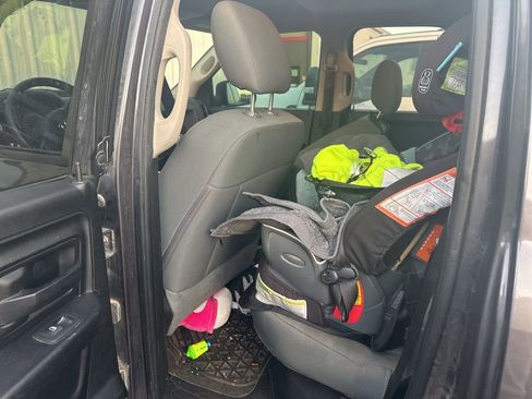 Used 2020 RAM 1500 Tradesman w/ Chrome Plus Package image 9