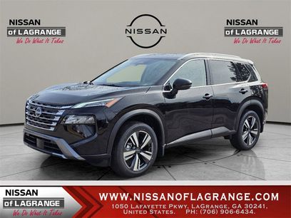 Used 2025 Nissan Rogue SL w/ SL Premium Package