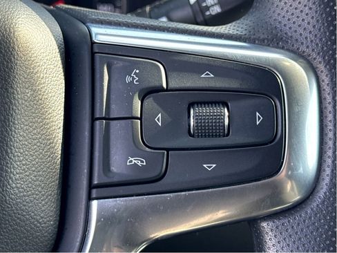 Used 2021 Chevrolet Blazer LT image 16