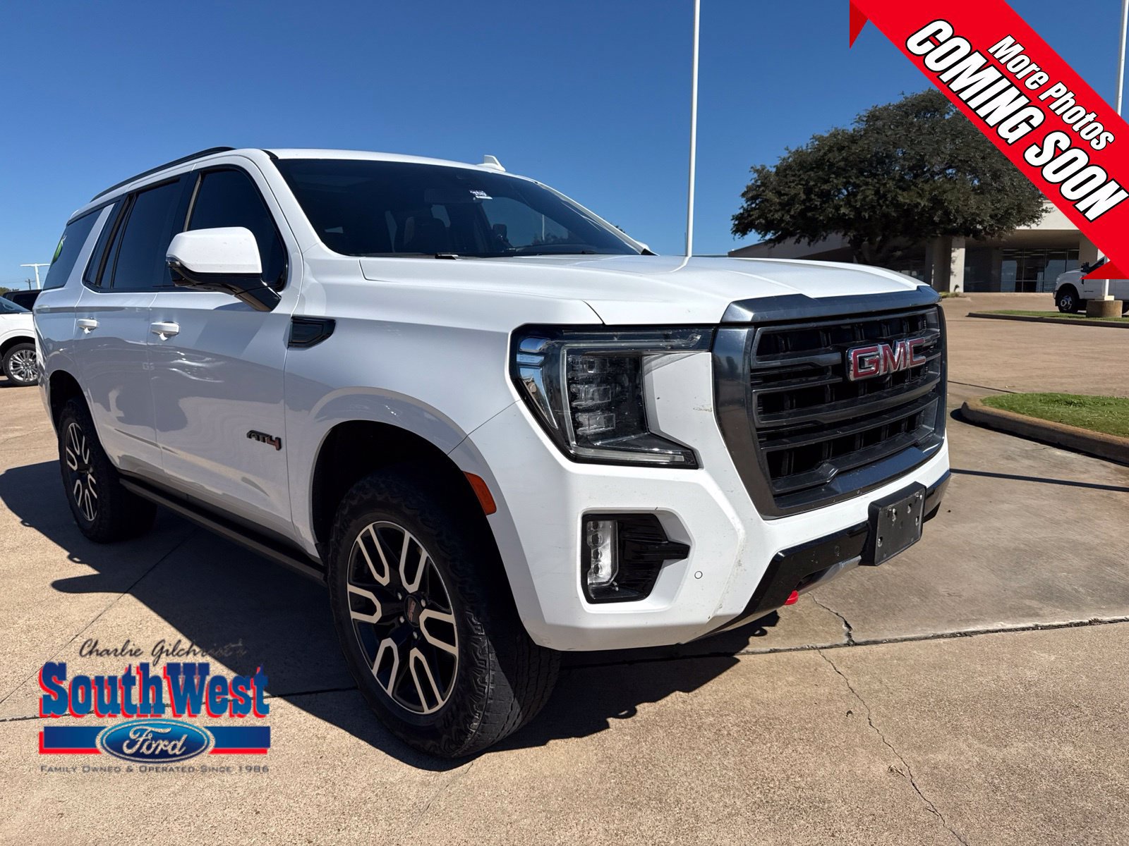Used 2024 GMC Yukon AT4 w/ AT4 Premium Plus Package AWD/4WD 360° Tour