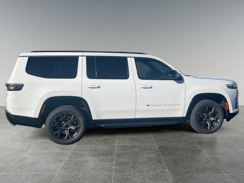 New 2026 Jeep Grand Wagoneer Limited image 6