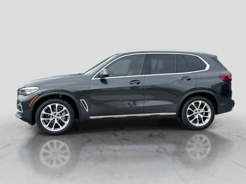 Used 2021 BMW X5 xDrive40i AWD/4WD image 3