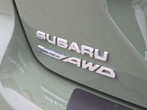 Certified 2025 Subaru Crosstrek 2.5i Limited w/ Crosstrek Mirror Package image 14