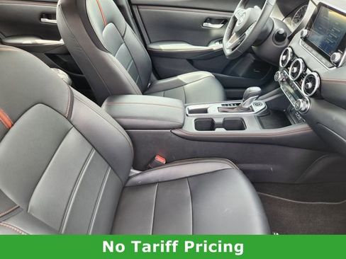 Used 2025 Nissan Sentra SR w/ SR Premium Package image 13