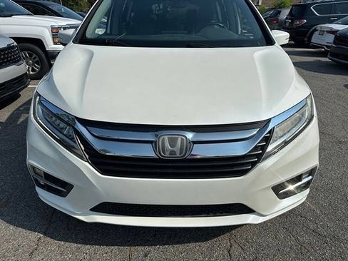 Used 2019 Honda Odyssey Elite image 2